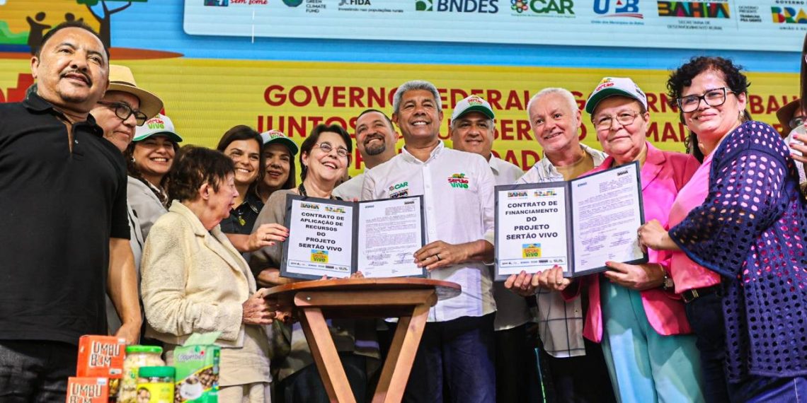 Itiúba: Fátima Nunes participa do lançamento do Programa Sertão Vivo ao lado do governador Jerônimo Rodrigues