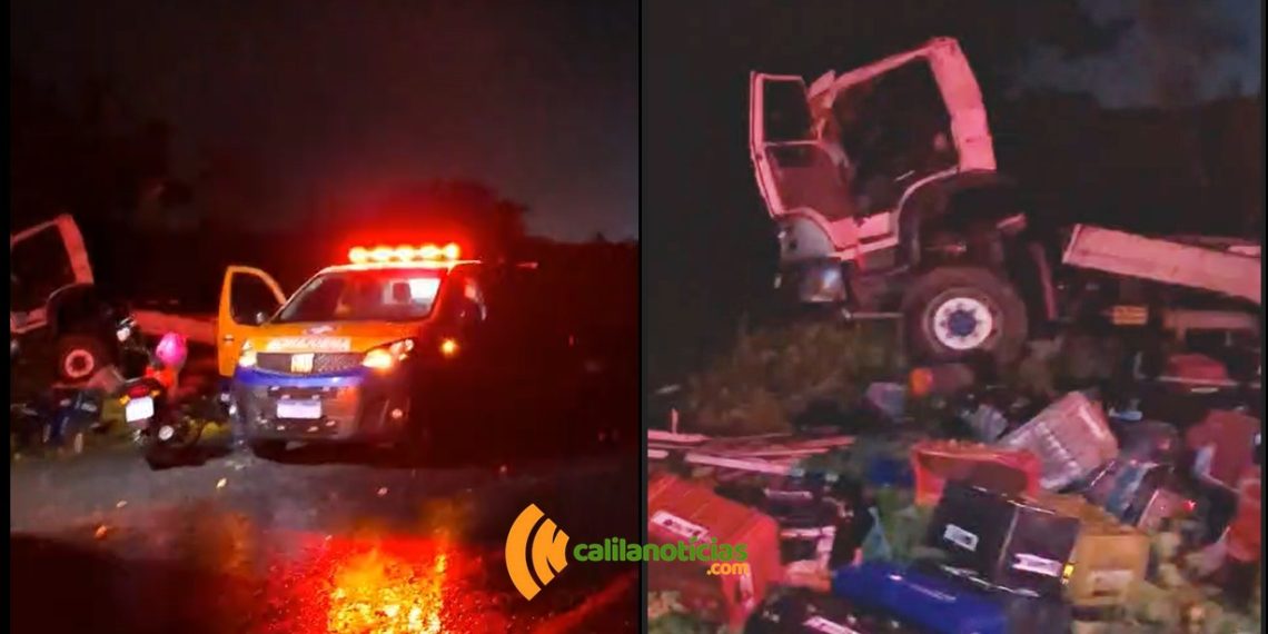 Motorista fica gravemente ferido após caminhão carregado com frutas capotar na BR-324