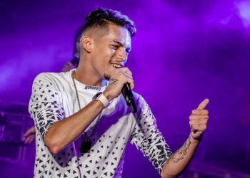 Show de Devinho Novaes é cancelado em Riacho da Onça; produção alegou falta de estrutura