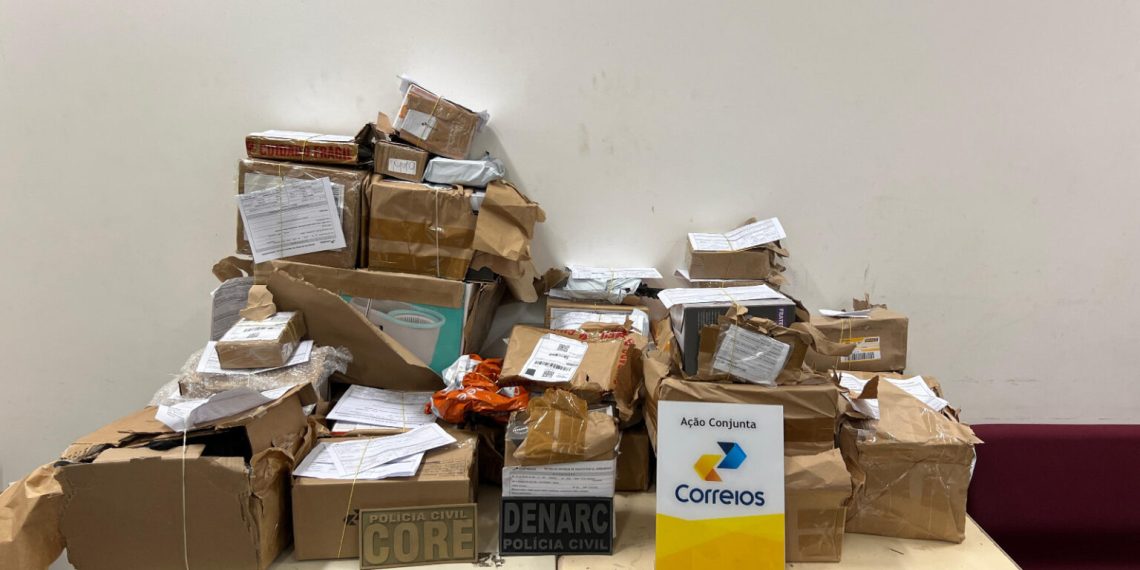 Mais de 50 encomendas com drogas são apreendidas em centro dos Correios em Simões Filho