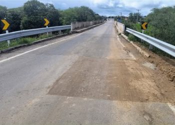 Após dois dias interditada, BA 416 é liberada para o tráfego de veículos no trecho Valente – BR 324