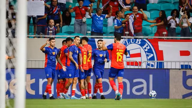 Copa do Brasil – Após falha e gol inusitado, Bahia larga na frente do Retrô; 3 a 2