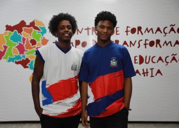 Governo lança nova farda escolar e promove formação para gestores sobre Educação Integral