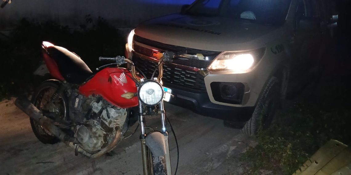  Moto furtada é recuperada em Coité, e polícia descobre que veículo já tinha restrição por furto/roubo; entenda