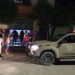 Jovem é assassinado dentro de restaurante