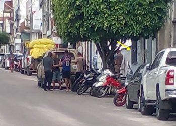 Homem é encontrado morto dentro de uma casa no centro de Coité