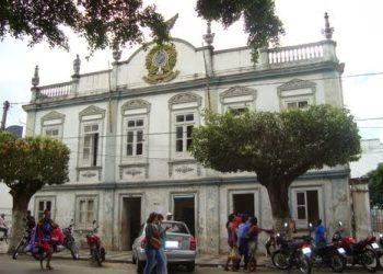 Consulta pública em Serrinha discutirá leilões de imóveis públicos com valor histórico para a cidade