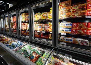 Projeto exige alerta sobre risco de câncer em alimentos ultraprocessados