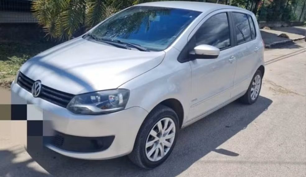 Homens são presos suspeitos de roubarem carro três dias após deixarem presídio