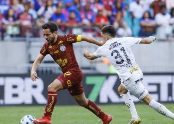 Bahia vence o Santos e se mantém no G-4 do Brasileirão