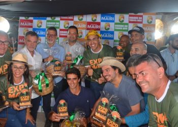 Mairi II – ExpoMairi é aberta com a presença de deputados e demais lideranças políticas e confirma força política do prefeito Gustavo