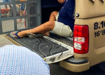 Mulher percebe golpe dentro de agência bancária e suspeito acaba preso