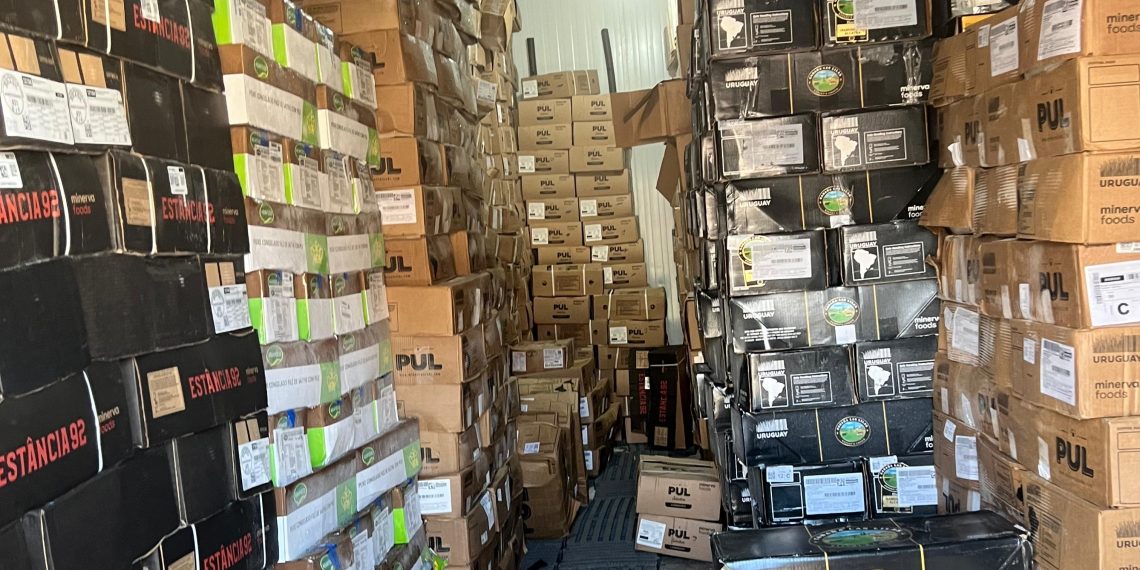 Carga de carne avaliada em mais de um milhão de reais é recuperada. O roubo aconteceu em Euclides da Cunha e toda mercadoria encontrada em Salvador