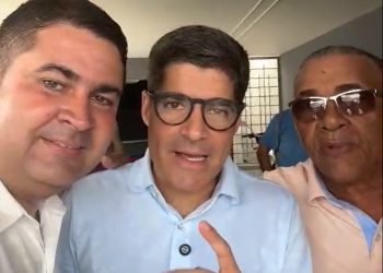 Durante visita a festa de São Roque em Antônio Cardoso, ACM Neto recebe apoio do presidente do Podemos de Ouriçangas