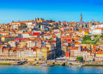 Homem morre esmagado por companheira que pesa 100 kg em acidente doméstico