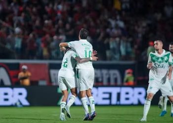 Juventude reage no fim e busca empate com o Vitória