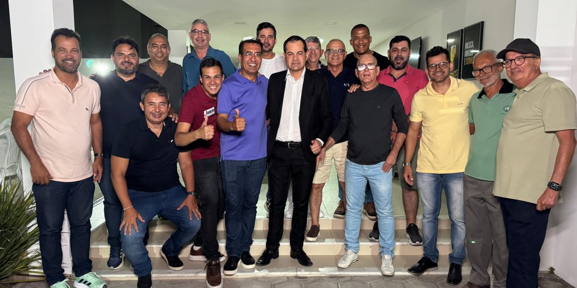 Juvenilson Passos prestigia 67 anos de Valente, busca soluções para demandas históricas e reforça sua ligação com a região sisaleira