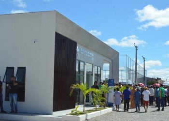 Cansanção III – Governador Jerônimo Rodrigues e prefeita Vilma Gomes entregam UBS no povoado de Junco da Laje Nova