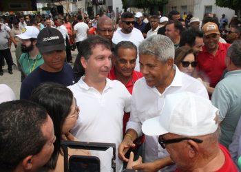 Ex-prefeito Carlinhos Sobral confirma pré-candidatura a deputado estadual pelo MDB com apoio de Jerônimo Rodrigues