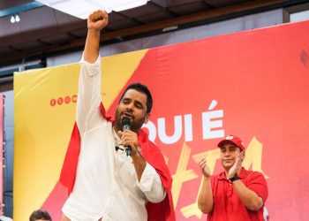 Tássio Brito toma posse como presidente do PT Bahia: “O partido precisa continuar em marcha”