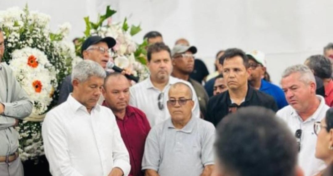 Corpo da ex-prefeita Cecilia Petrina é velado na Câmara Municipal de Itiúba com presença do governador Jerônimo Rodrigues