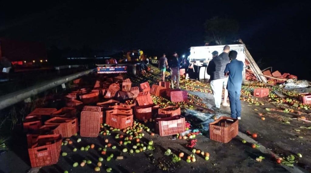 Três pessoas morrem em grave acidente na BR-116 Sul