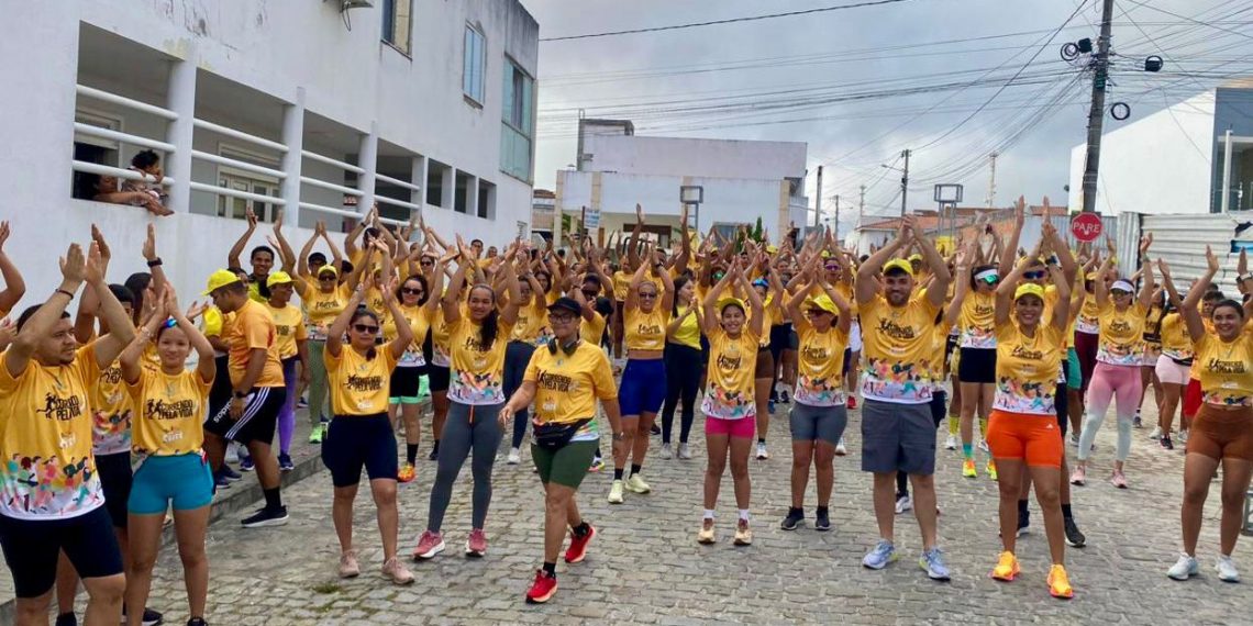 Clínica Humana’mente realiza a 2ª edição do “Correndo pela Vida” nas ruas de Coité para celebrar o Setembro Amarelo