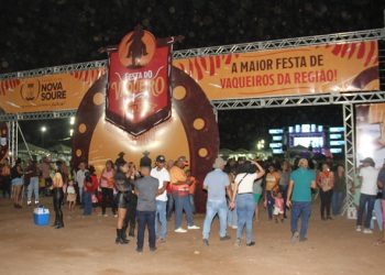 Prefeito Alan Camilo realiza primeira cavalgada oficial Nova Soure e consolida Arena dos Vaqueiros como principal espaço de festas do município