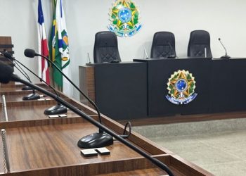 Justiça nega ação que poderia cassar seis dos 13 vereadores