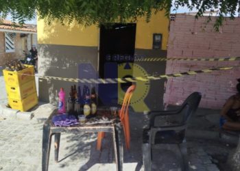 Homem é morto a tiros dentro de bar em Queimadas; vítima tinha passagens pela polícia