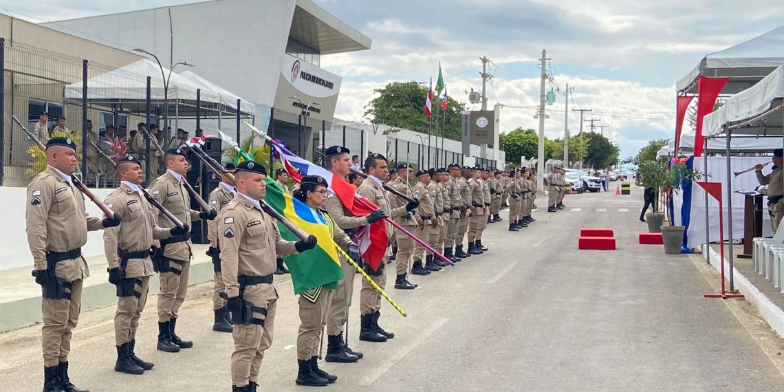 Tenente-Coronela Maria Aparecida Teixeira assume comando do 16º BPM em Serrinha