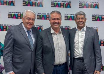 Após especulações de possivel candidatura a deputado federal, Alex da Piatã confirma que vai em busca do 4º mandato estadual