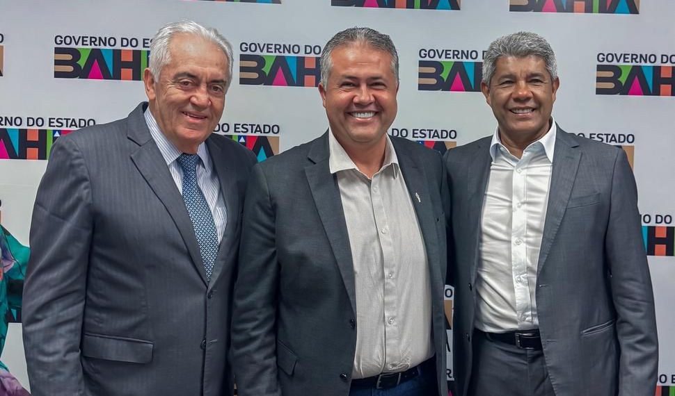 Após especulações de possivel candidatura a deputado federal, Alex da Piatã confirma que vai em busca do 4º mandato estadual