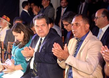 Ministro do STJ Carlos Brandão recebe título de cidadão de Canudos em solenidade na Praça Antônio Conselheiro