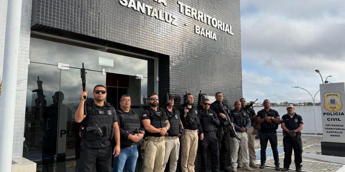 Polícia Civil cumpre nove mandados de prisão em Santaluz durante a Operação “Luz no Amanhecer”
