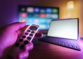 Prepare os lenços: dramas emocionantes que vão tocar seu coração (e de graça)