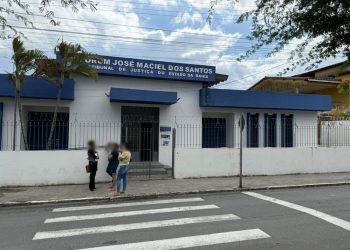 Justiça concede liberdade a um dos guardas investigados no caso Marcelo após nova audiência em Santaluz; outro agente segue preso