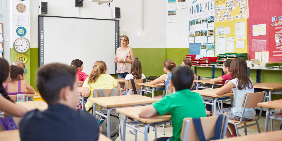 Prefeitura de Feira de Santana vai abrir mil vagas para professor