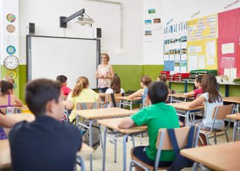 Prefeitura de Feira de Santana vai abrir mil vagas para professor