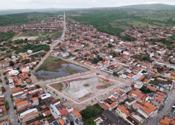 Araci I –  Estado reforça assistência após fortes chuvas e entrega equipamentos de saúde e defesa civil do município