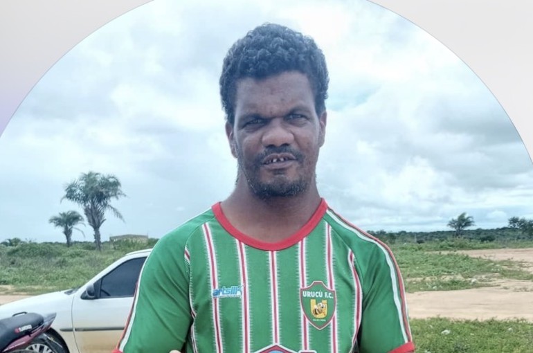 Homem morre e outros dois ficam feridos em colisão de motos