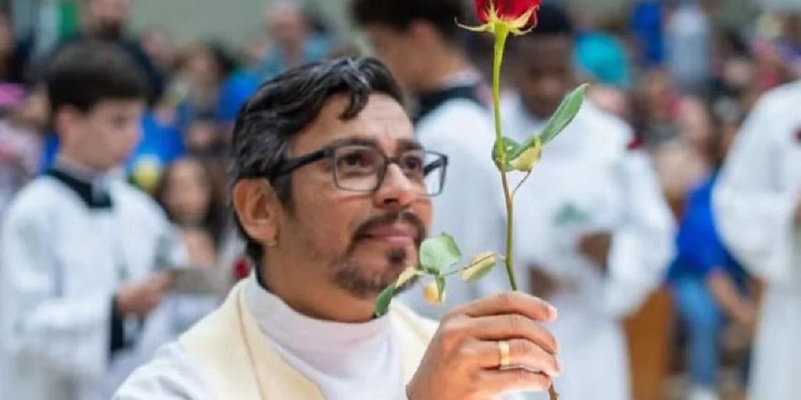 MS – Padre é torturado, morto com martelo e tem corpo enrolado em tapete