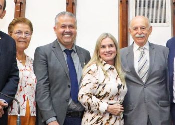 Deputado Alex da Piatã comemora a aprovação da elevação das comarcas de Coité e Nova Soure, municípios representados pelo seu mandato na Assembleia Legislativa