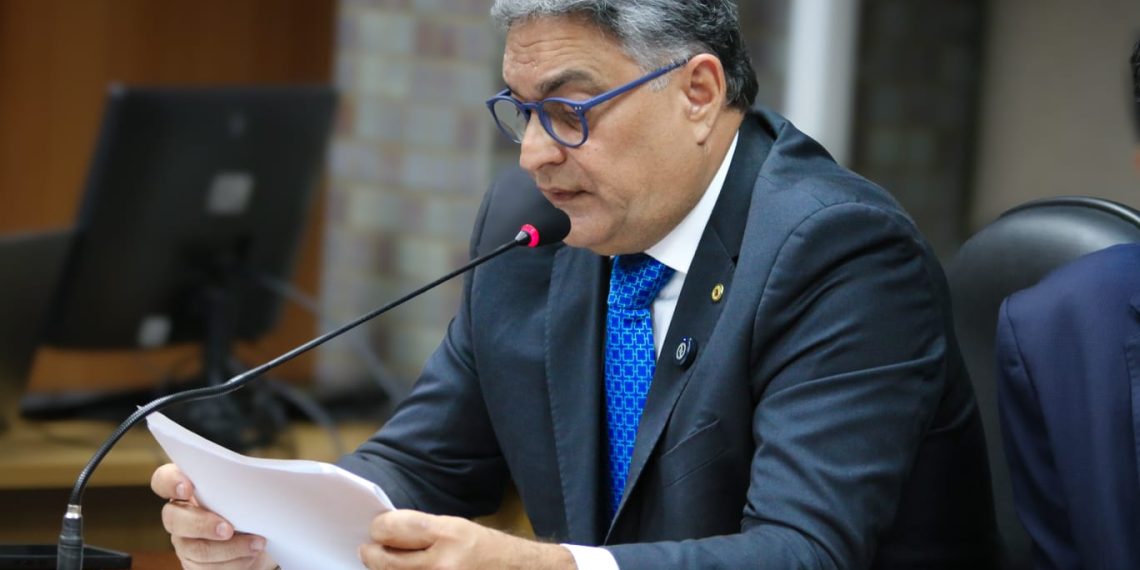 Audiência pública coordenada por Luciano Araujo discute ações de combate à seca na Bahia
