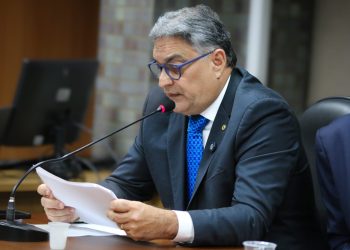 Audiência pública coordenada por Luciano Araujo discute ações de combate à seca na Bahia