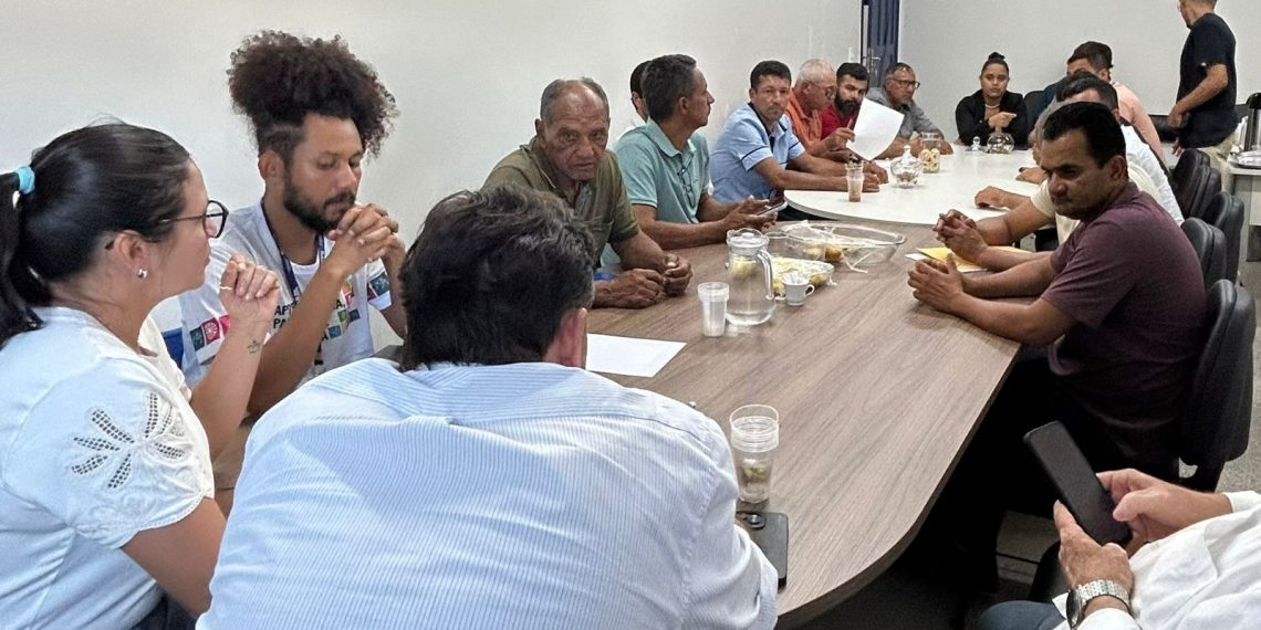 Vereadores de Capela do Alto Alegre, São José do Jacuípe e Várzea da Roça cobram ao Governo da Bahia a pavimentação da BA-414