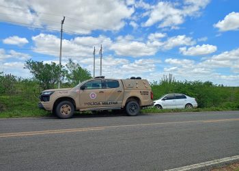 Carro de taxista de Filadélifia vítima assalto durante corrida é recuperado em Queimadas