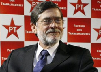 SP – Paulo Frateschi, ex-deputado do PT, morre esfaqueado pelo próprio filho