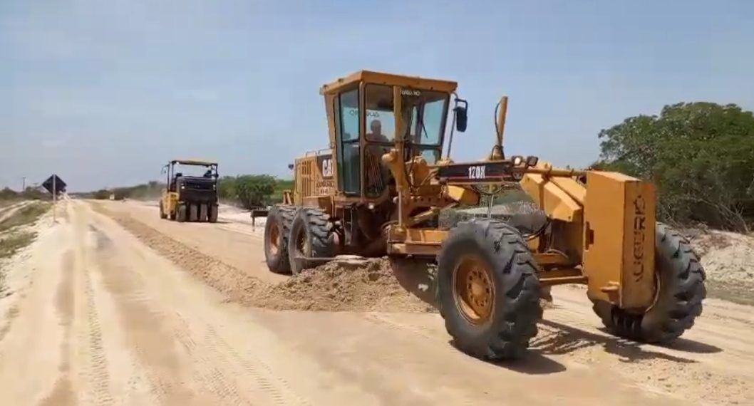 Território do Sisal: restauração da BA-120, entre Monte Santo, Cansanção e Queimadas, é retomada pela Seinfra