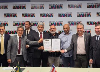 Governador Jerônimo autoriza publicação da licitação para pavimentação da BA-084 após articulação do deputado Alex da Piatã